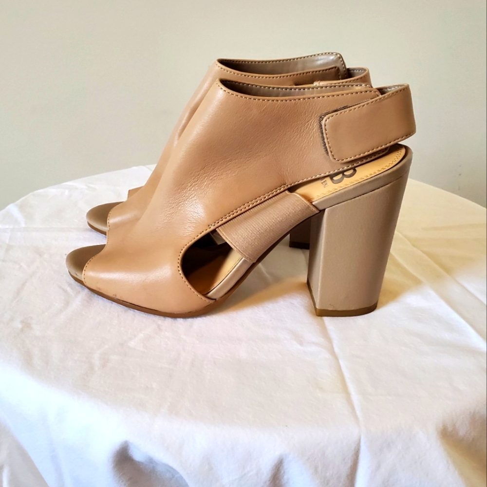 GIANNI BINI Peep toe booties Size 7.5